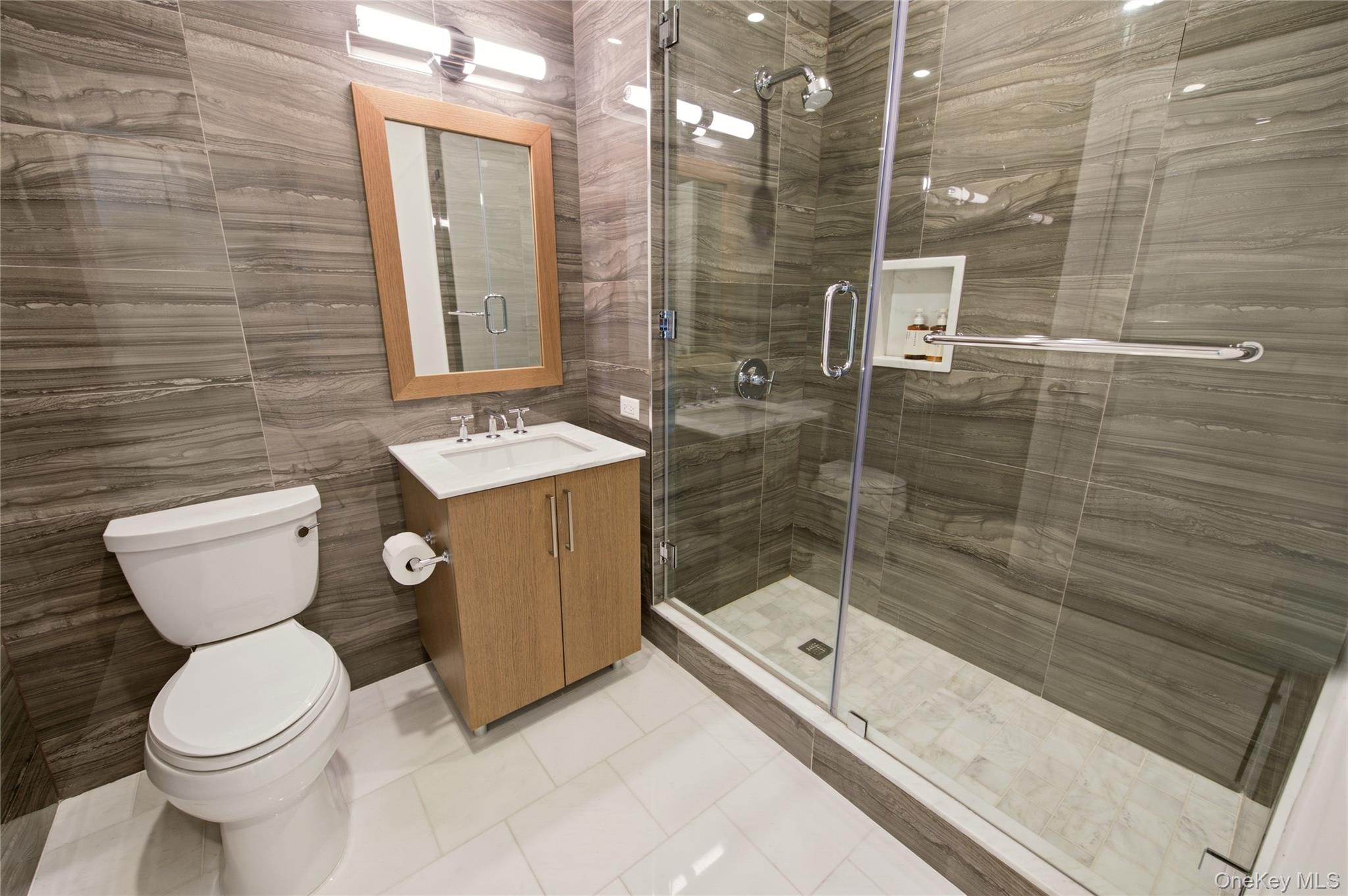 100 Garvies Point Road Unit: 1311