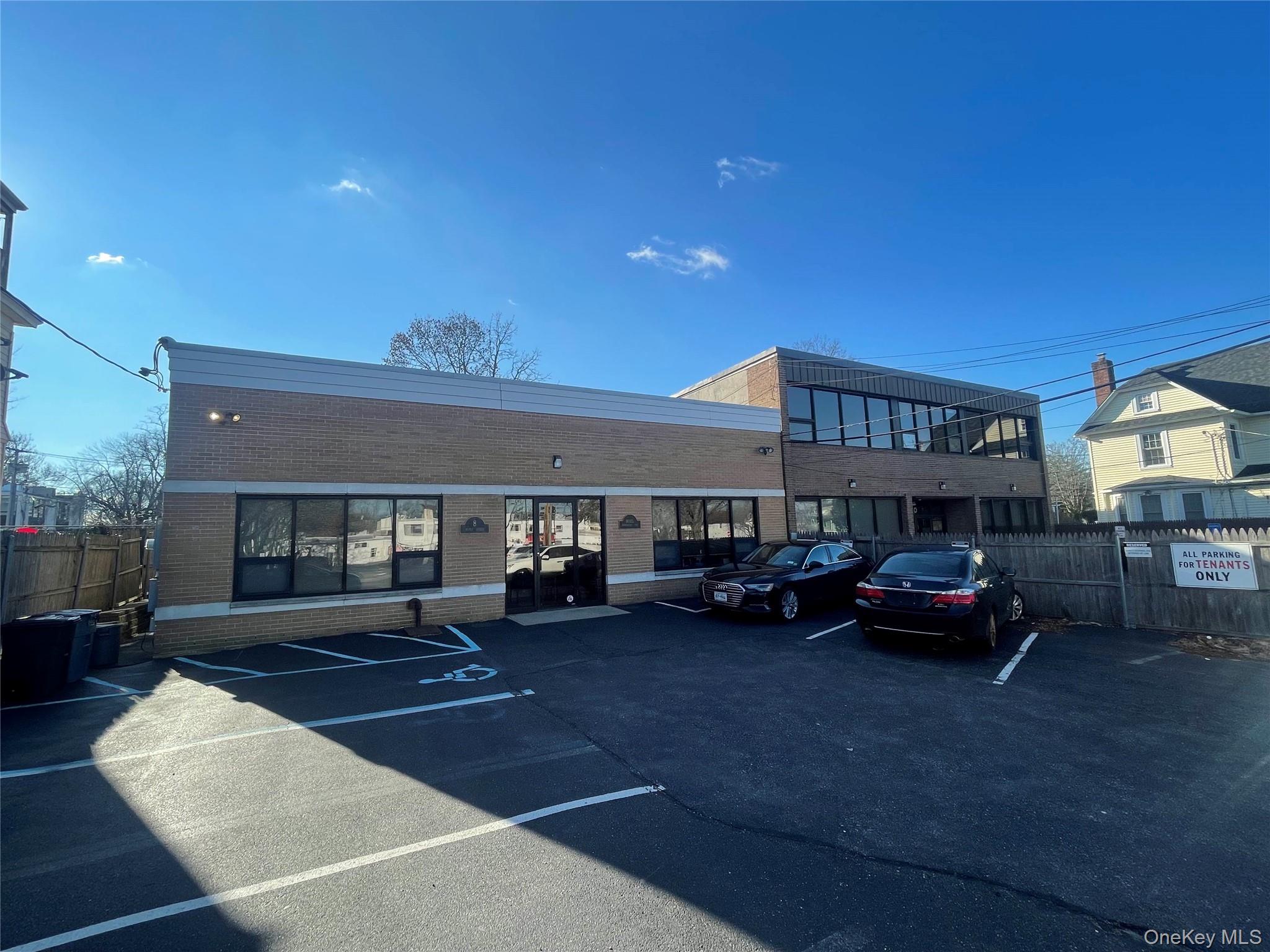 8 Maple Street Unit: 4