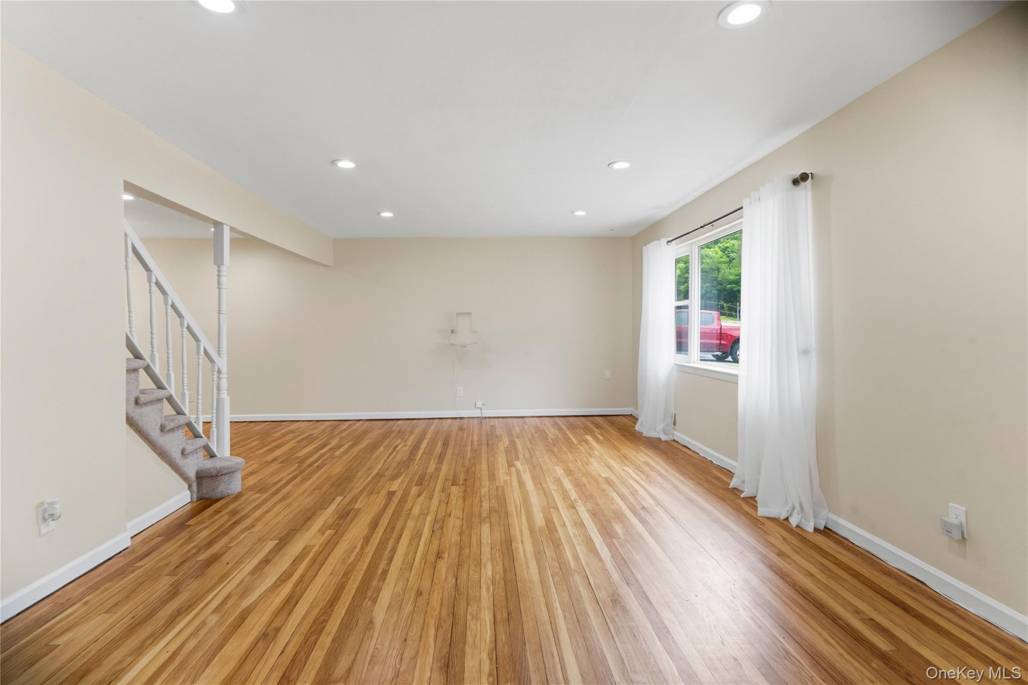 46 Falcon Drive