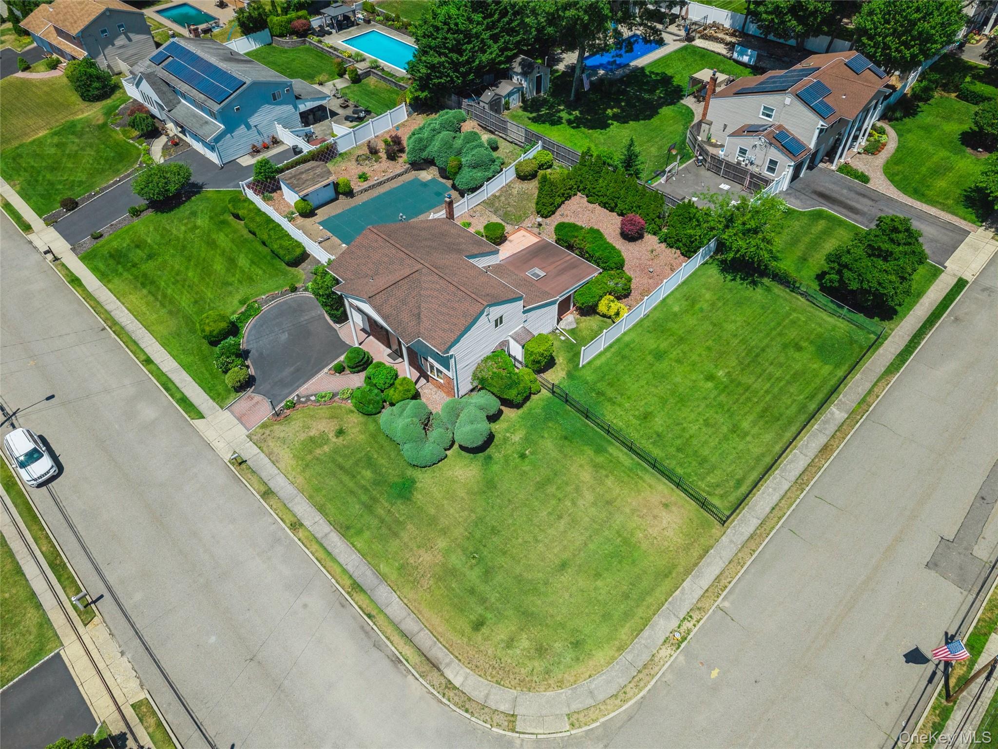 27 Spacecraft Lane