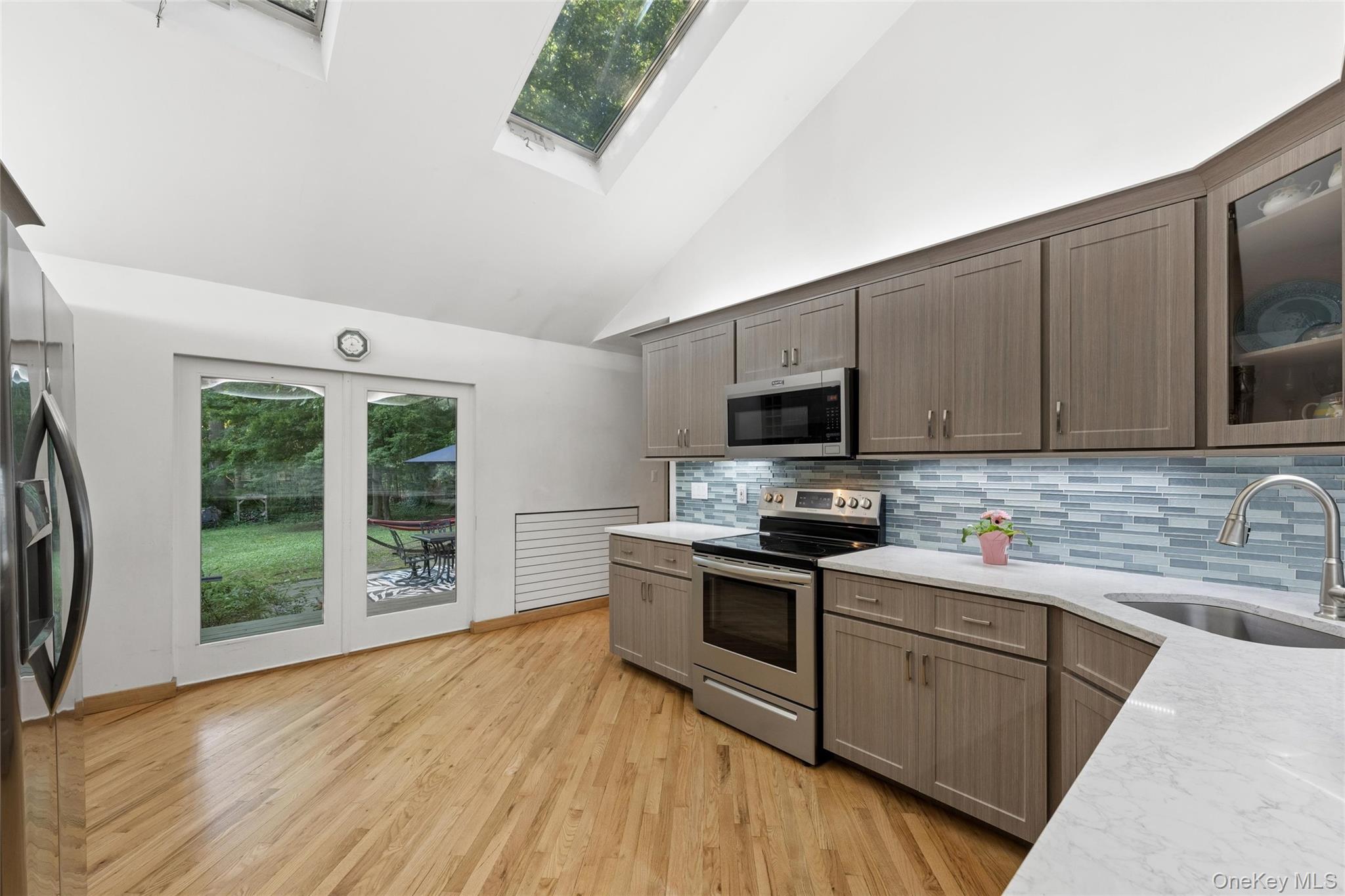 21 Woodridge Lane