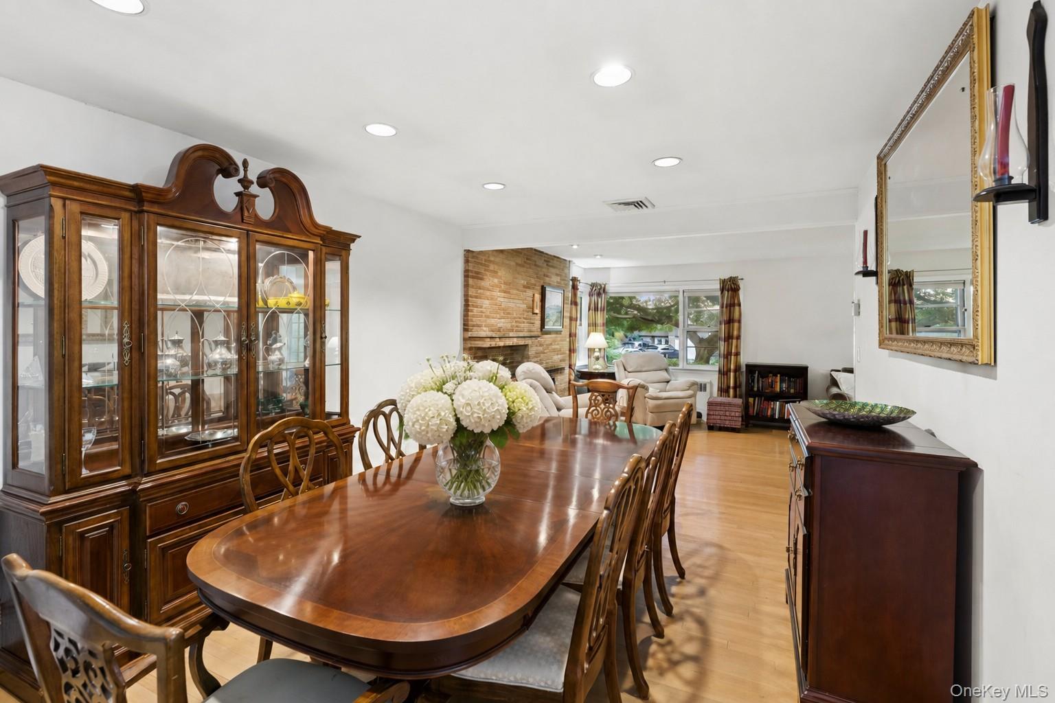 21 Woodridge Lane