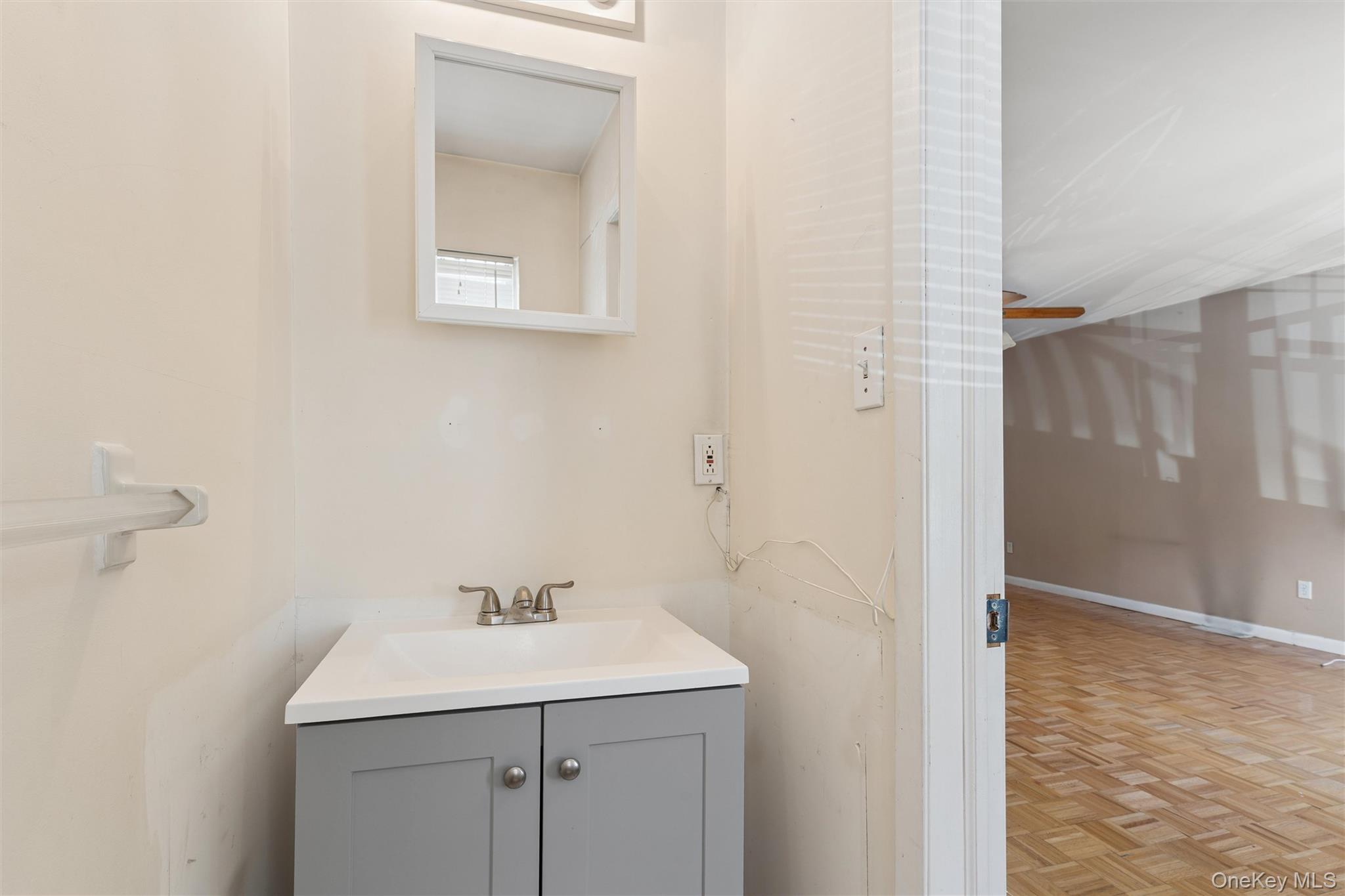 1601 Johnson Avenue Unit: 16