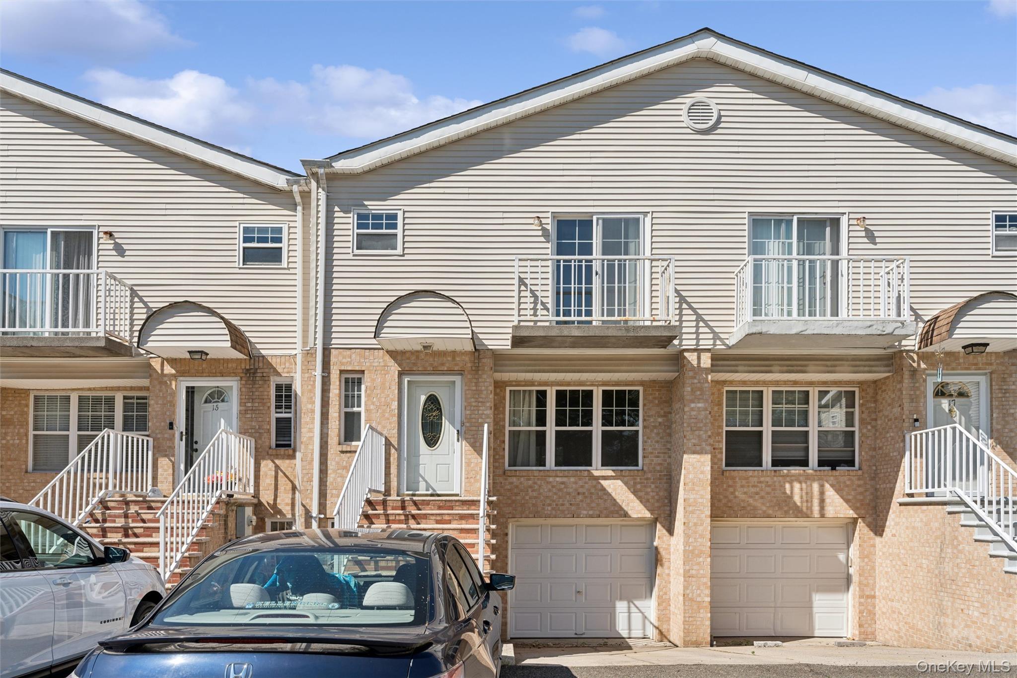 1601 Johnson Avenue Unit: 16