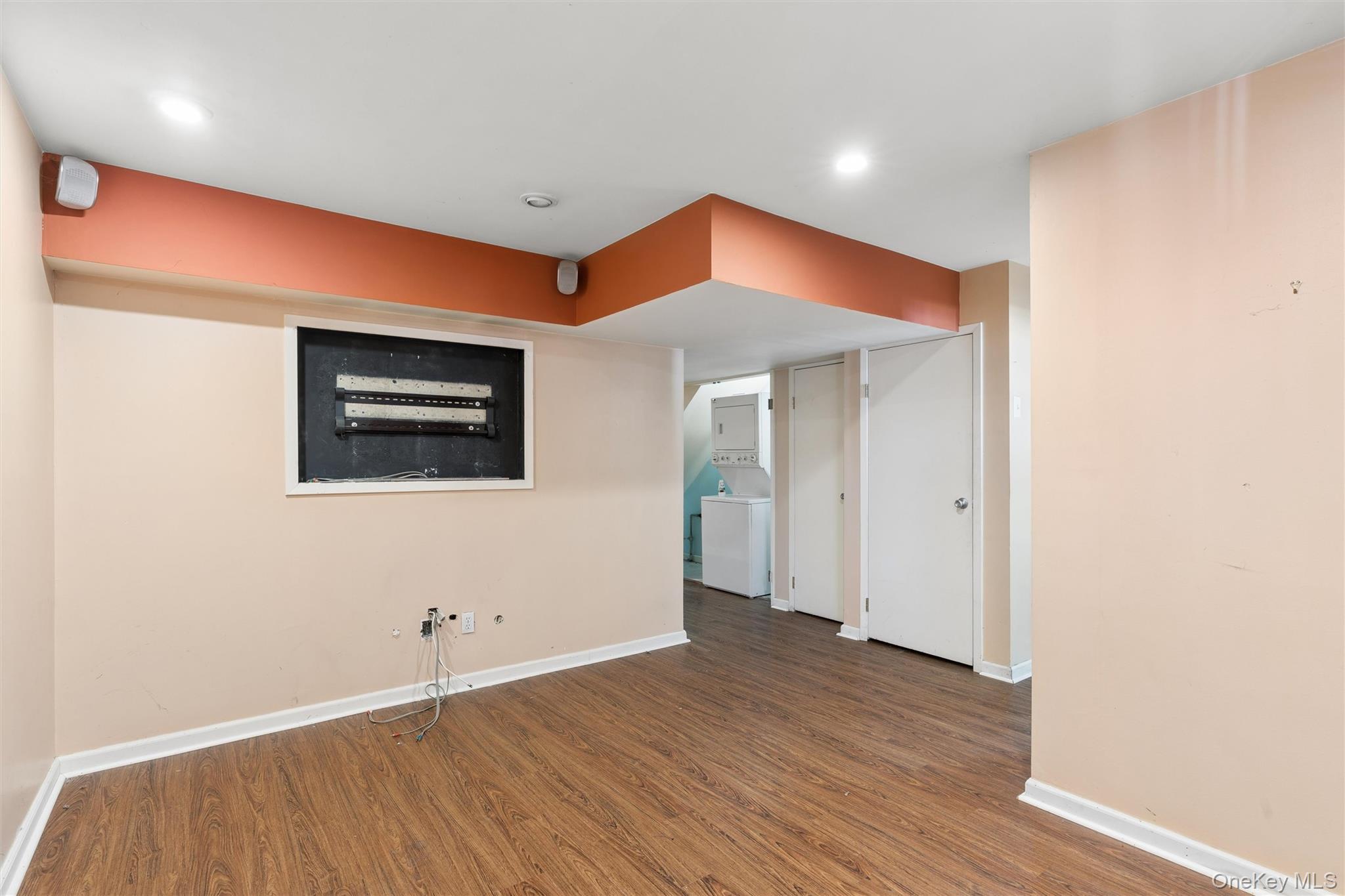 1601 Johnson Avenue Unit: 16