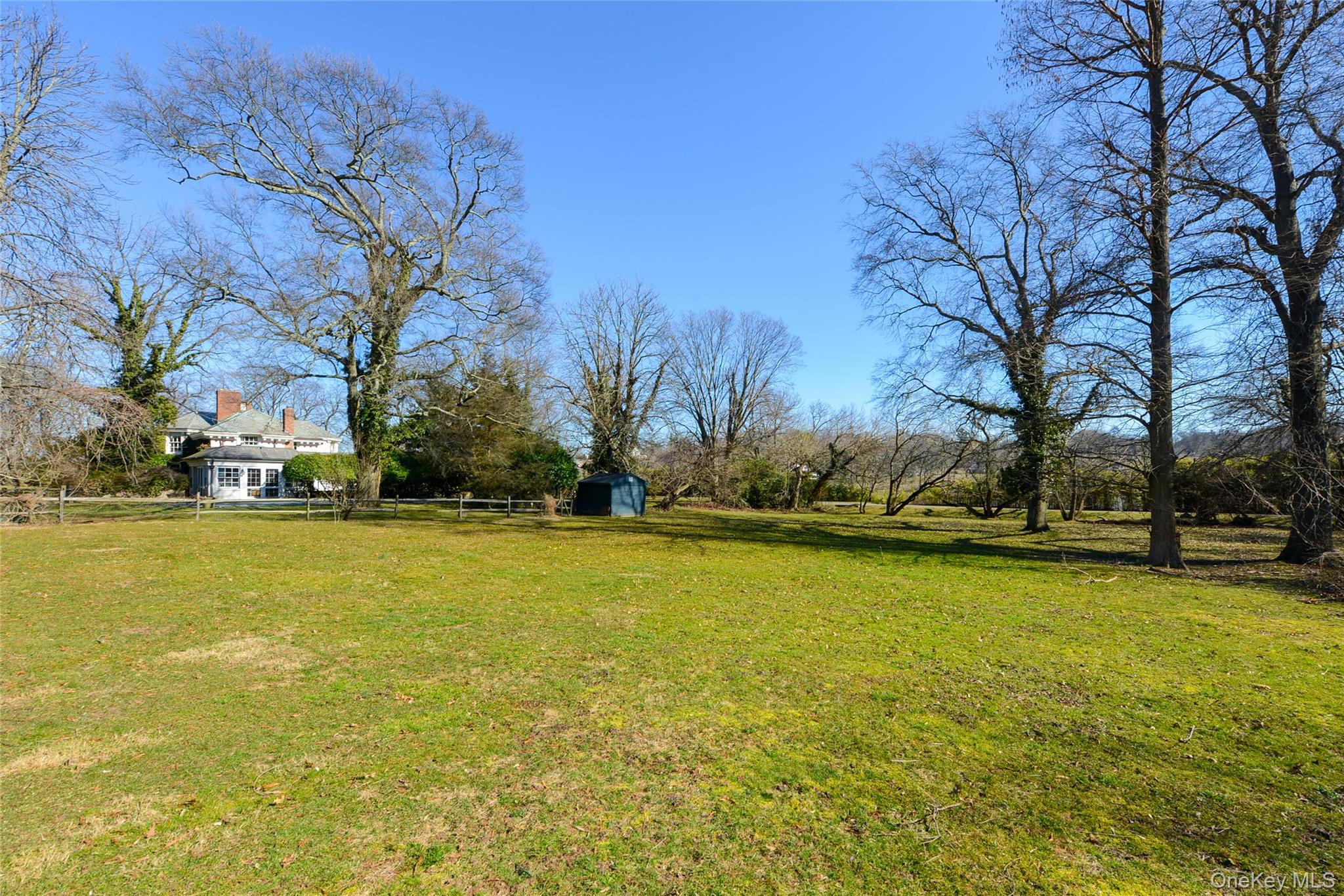 1 Pond Road
