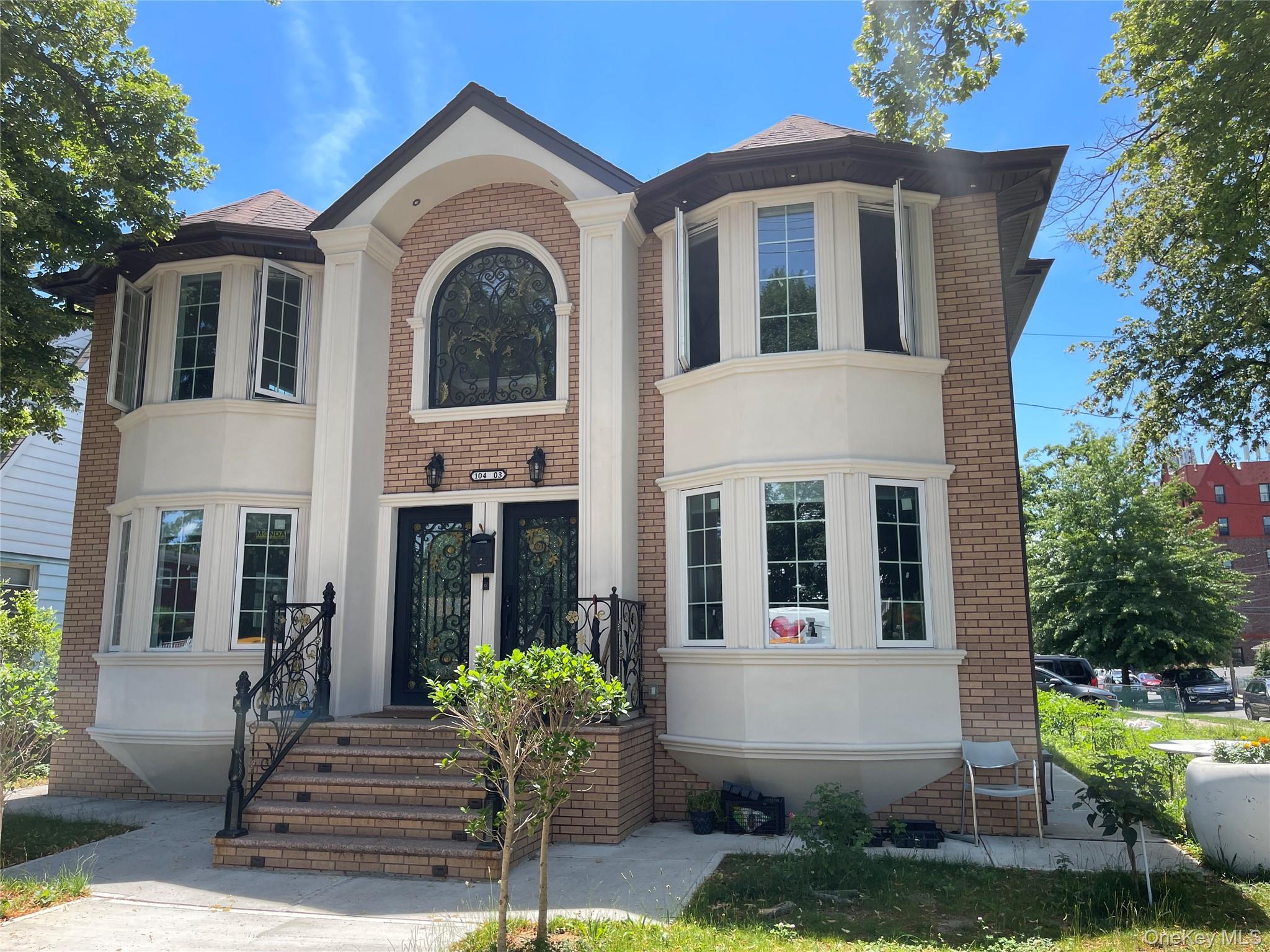 104-03 196th Street Unit: 2nd Floor