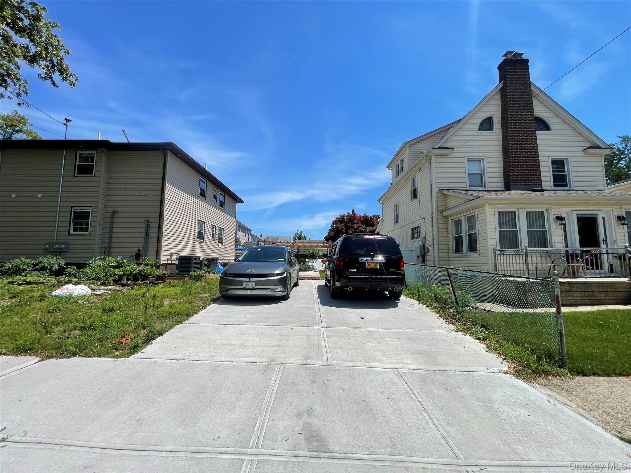 104-03 196th Street Unit: 2nd Floor