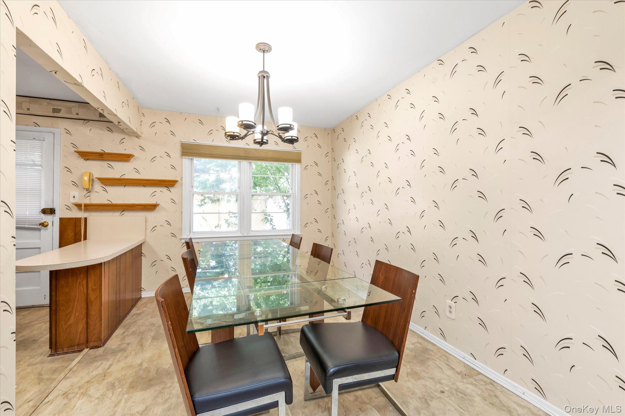 281 Wheeler Avenue Unit: 12