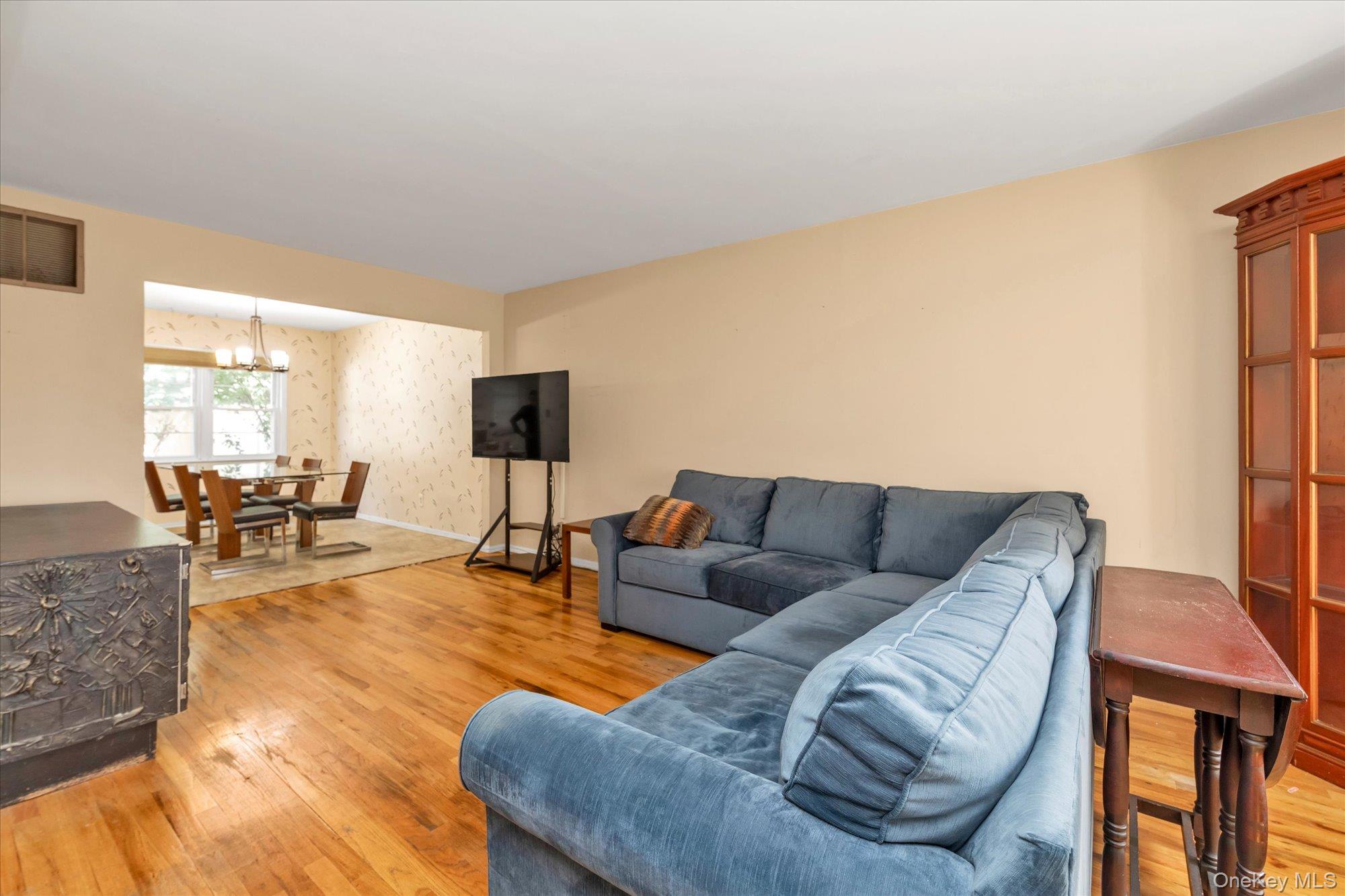281 Wheeler Avenue Unit: 12