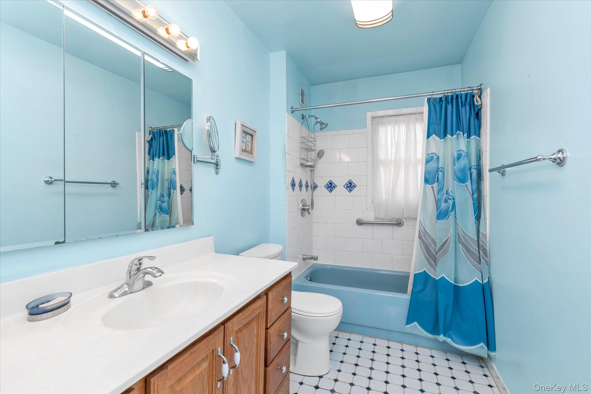 281 Wheeler Avenue Unit: 12