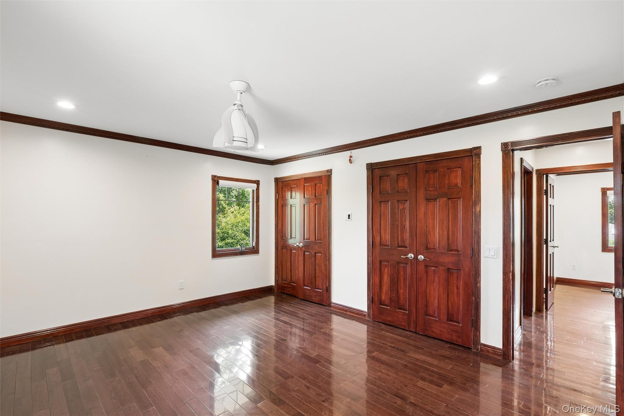 300 Ellen Place