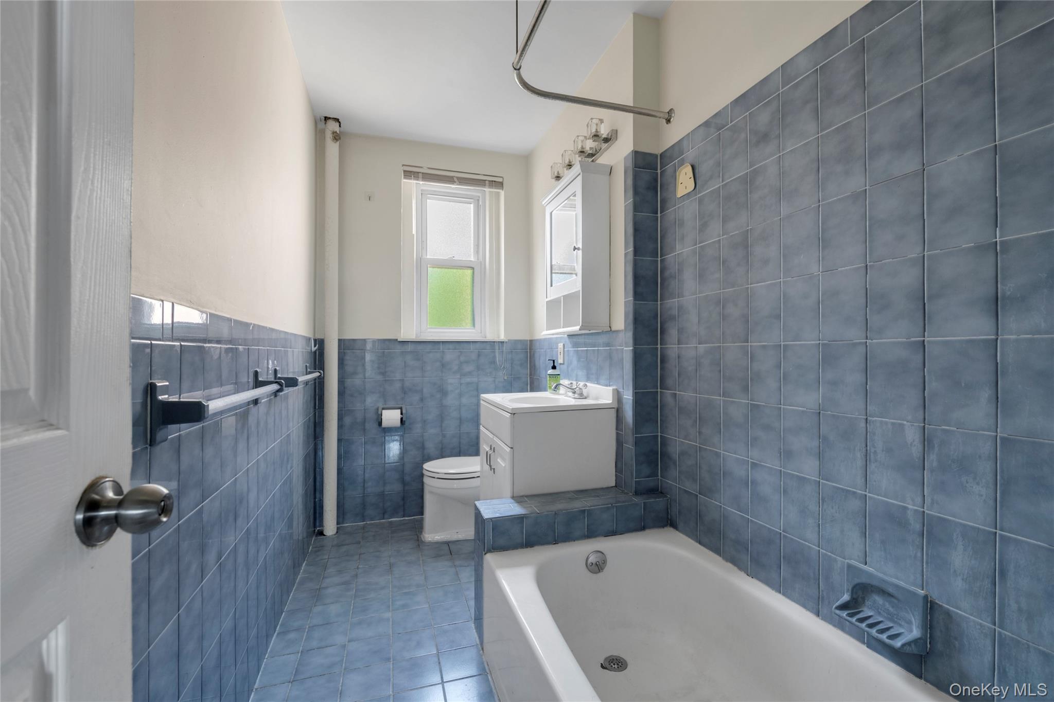 15 Gaynor Avenue Unit: 3E
