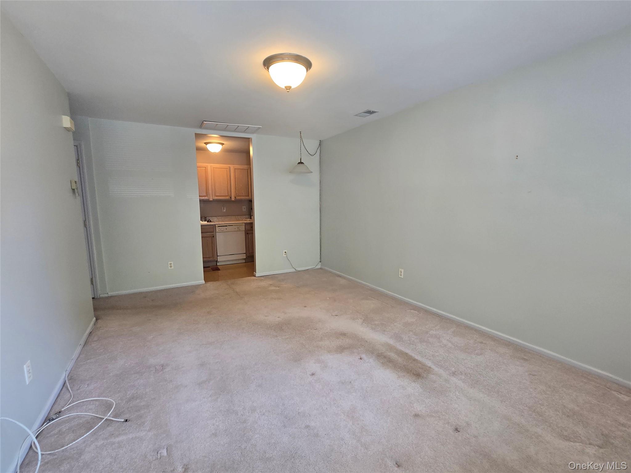 2295 Milburn Avenue Unit: 13