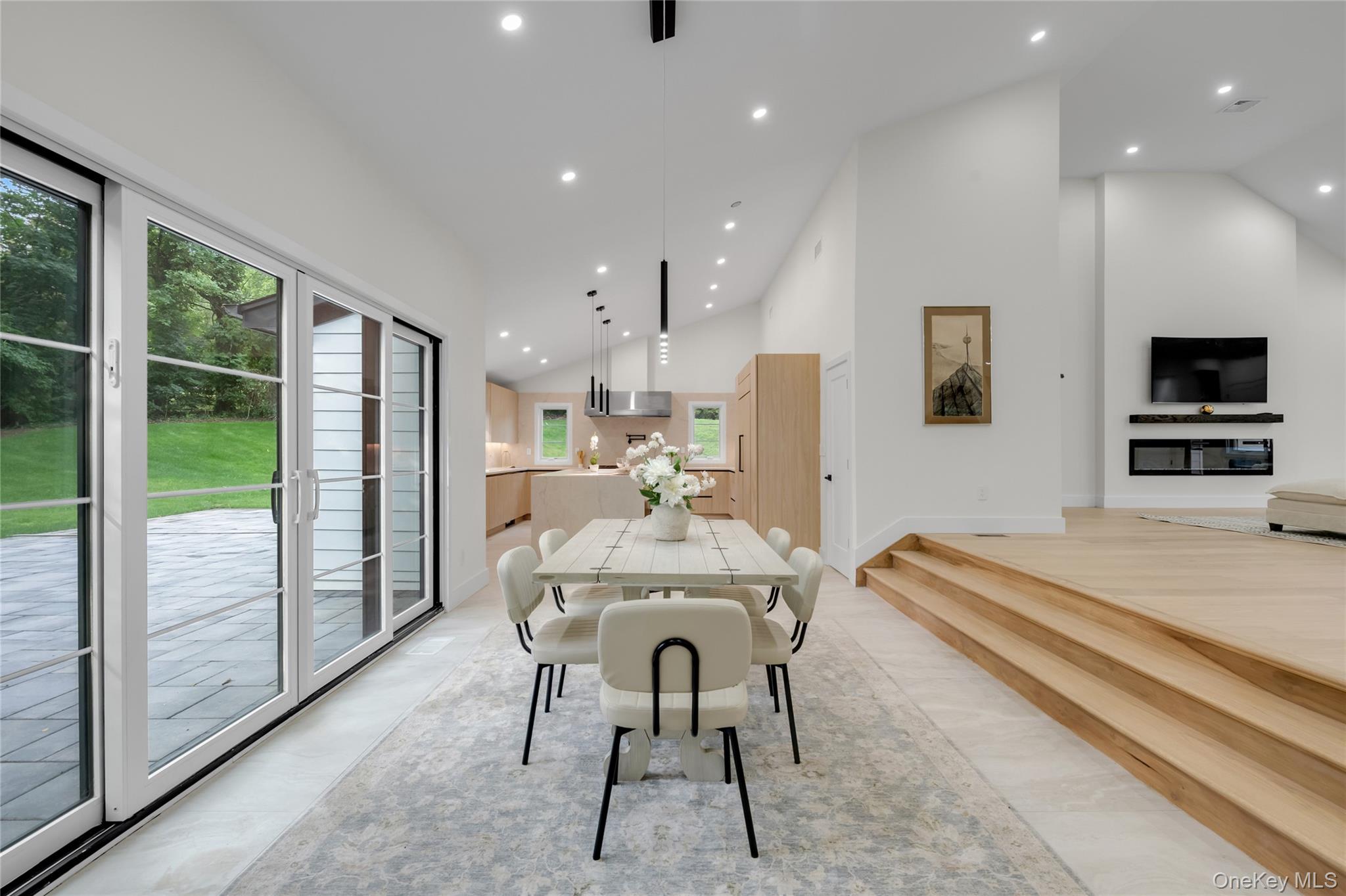 28 Red Brook Road