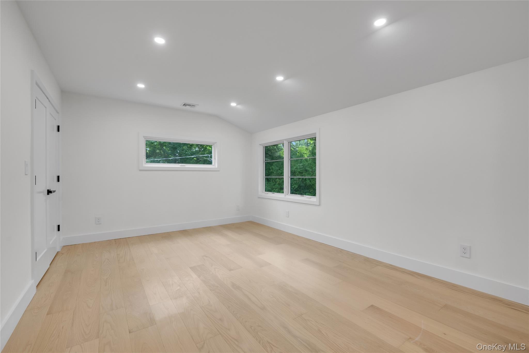 28 Red Brook Road