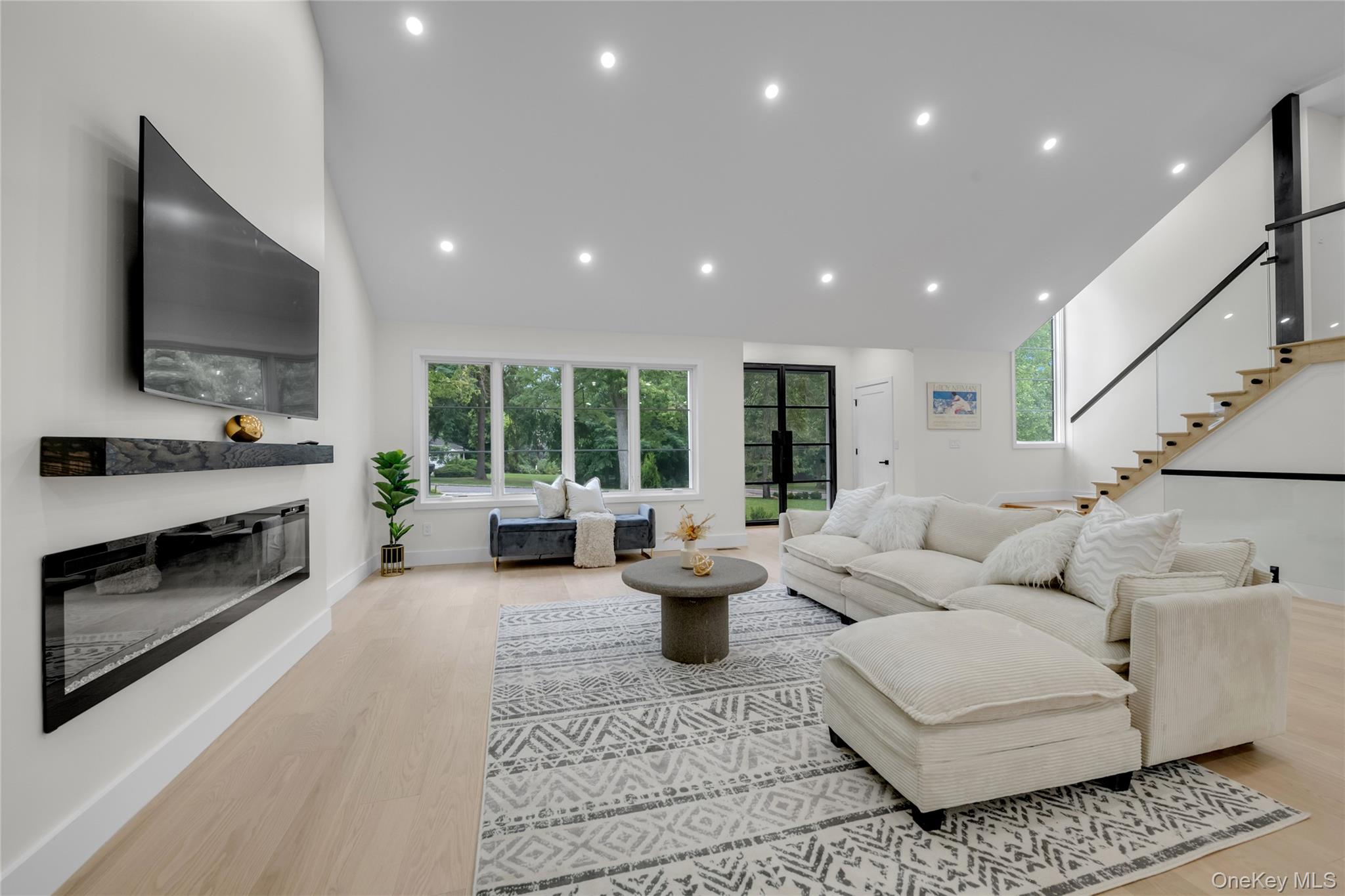 28 Red Brook Road