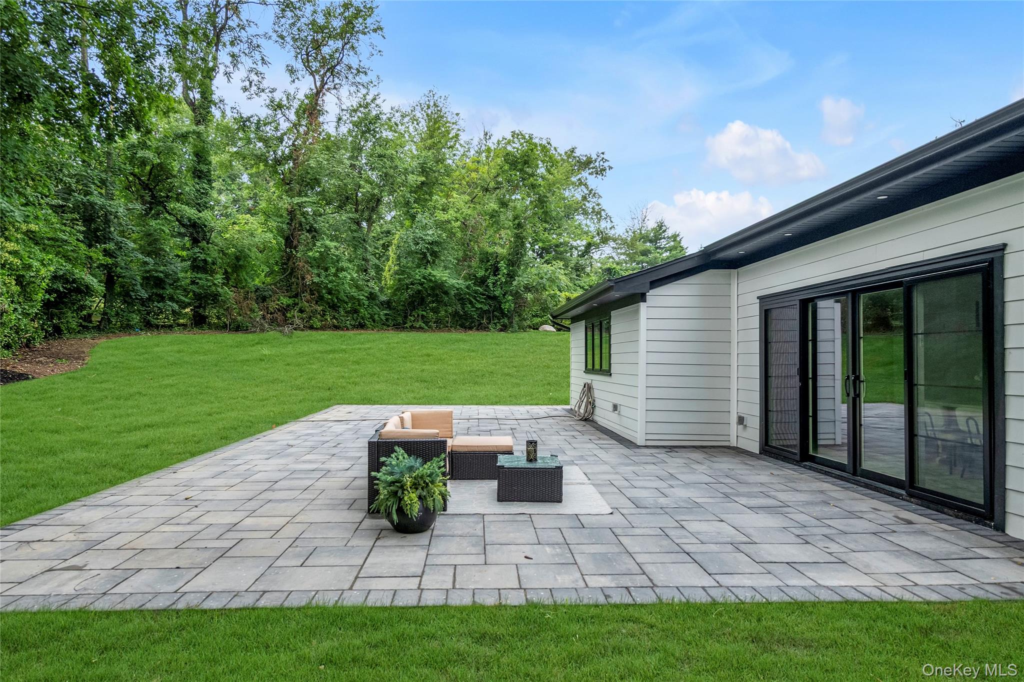 28 Red Brook Road