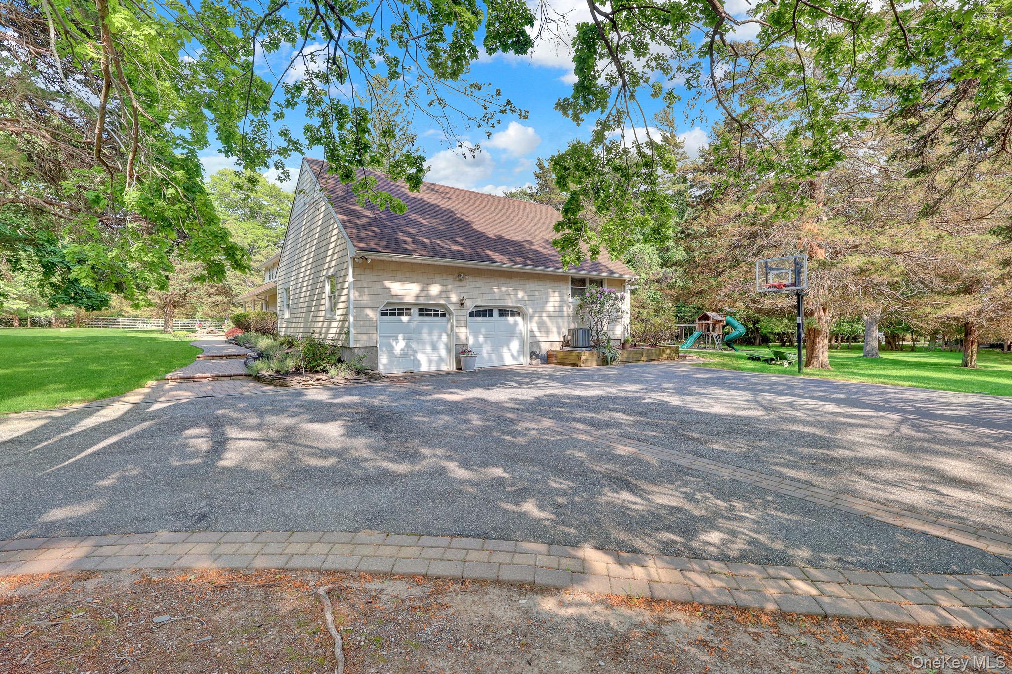 15 Stillwater Road