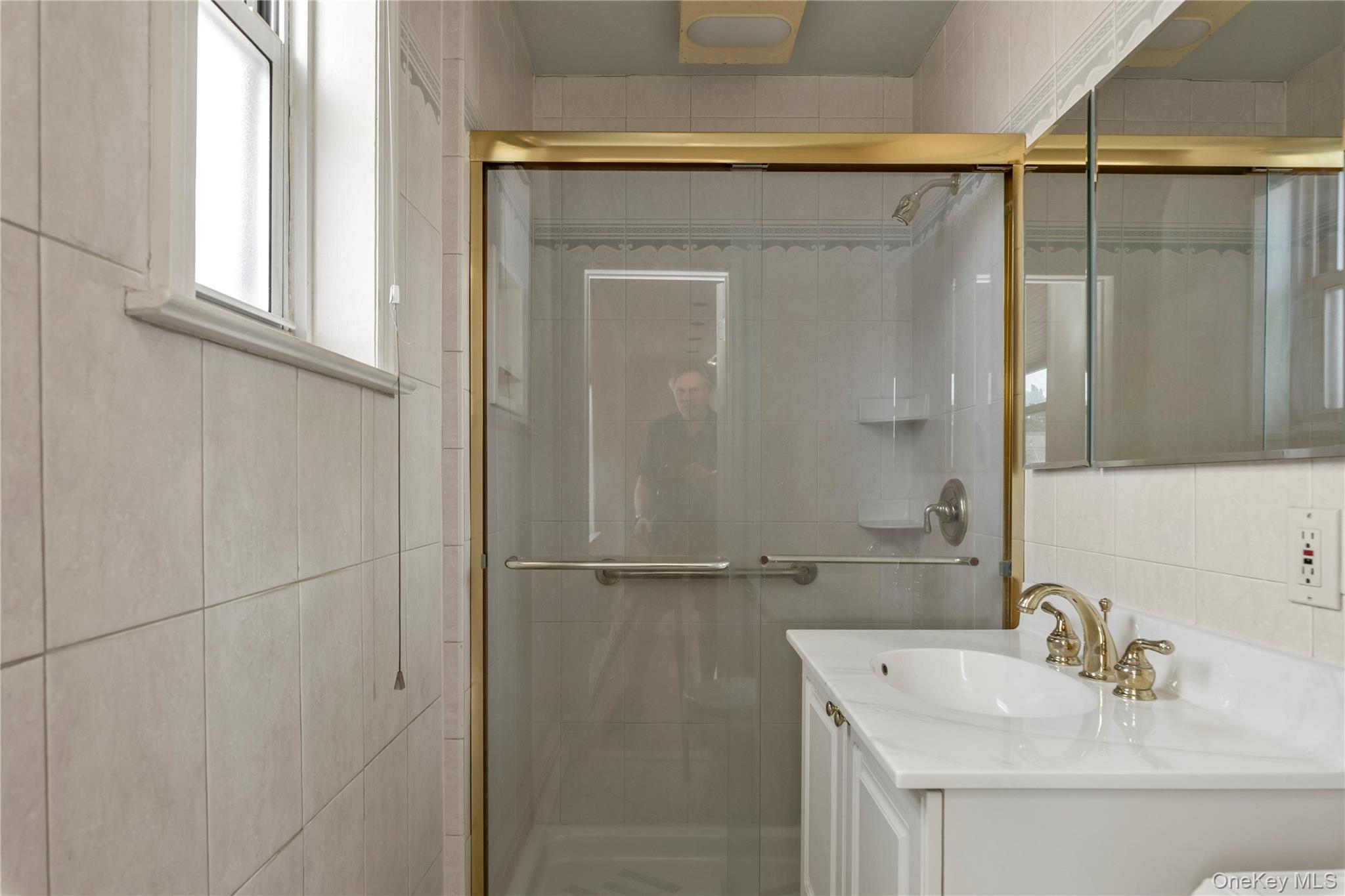 40 Daley Place Unit: 40-227