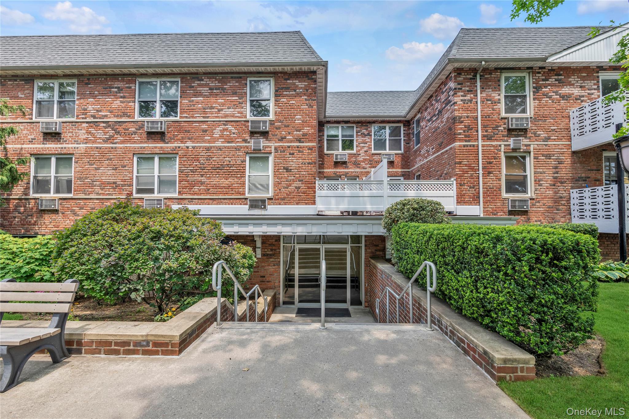 40 Daley Place Unit: 40-227