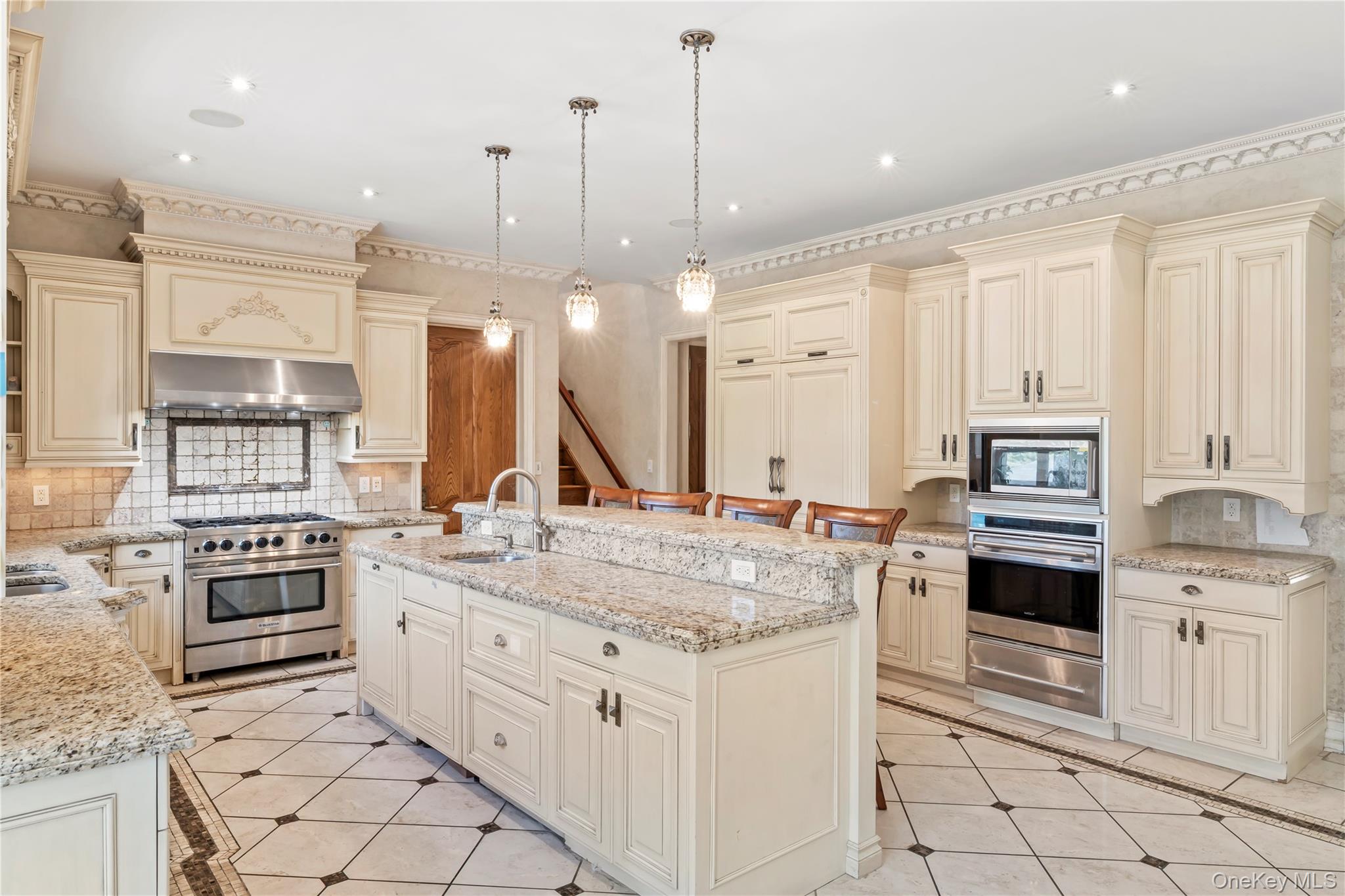 3 Valentine Farm Court