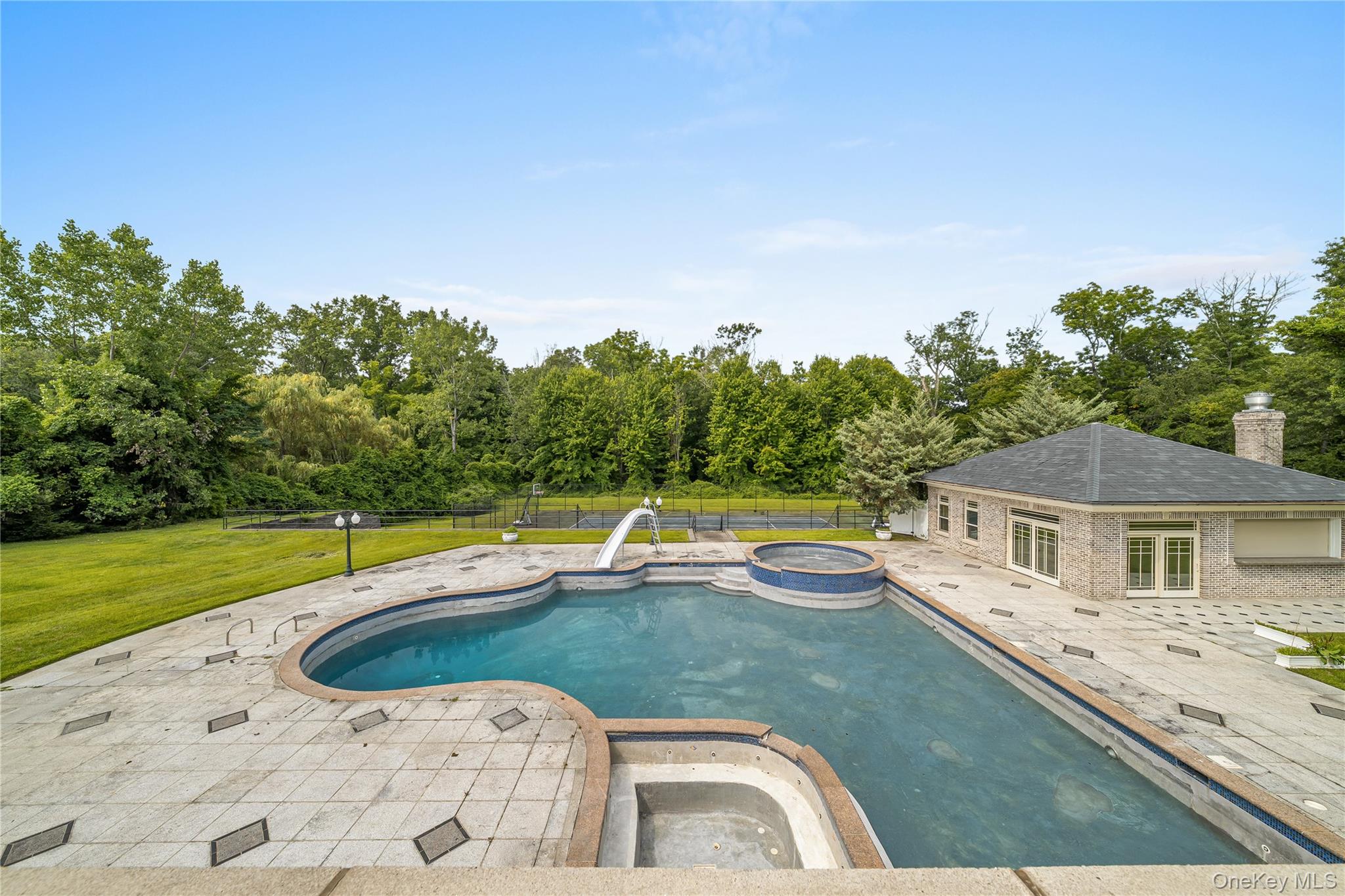 3 Valentine Farm Court
