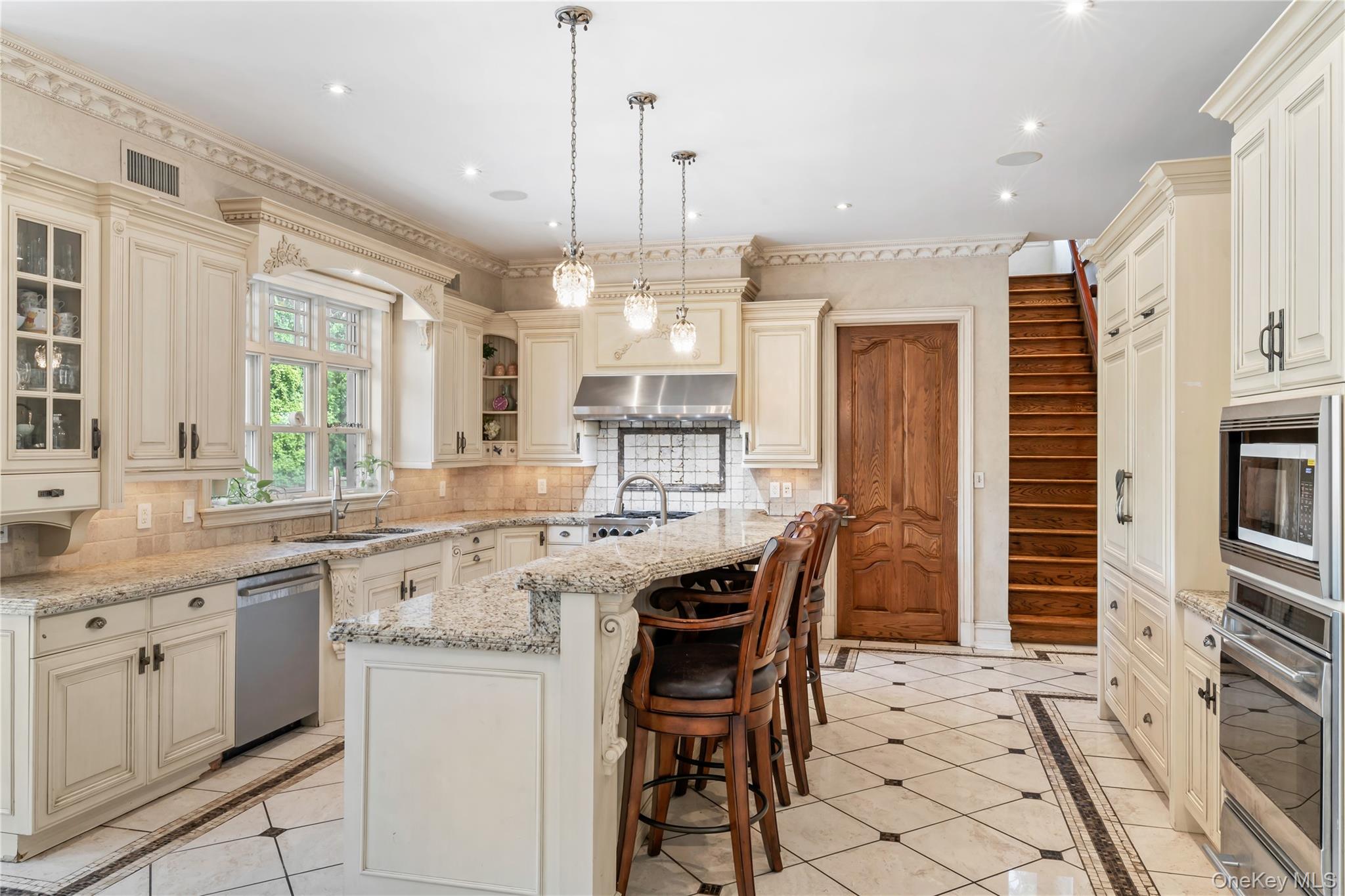 3 Valentine Farm Court