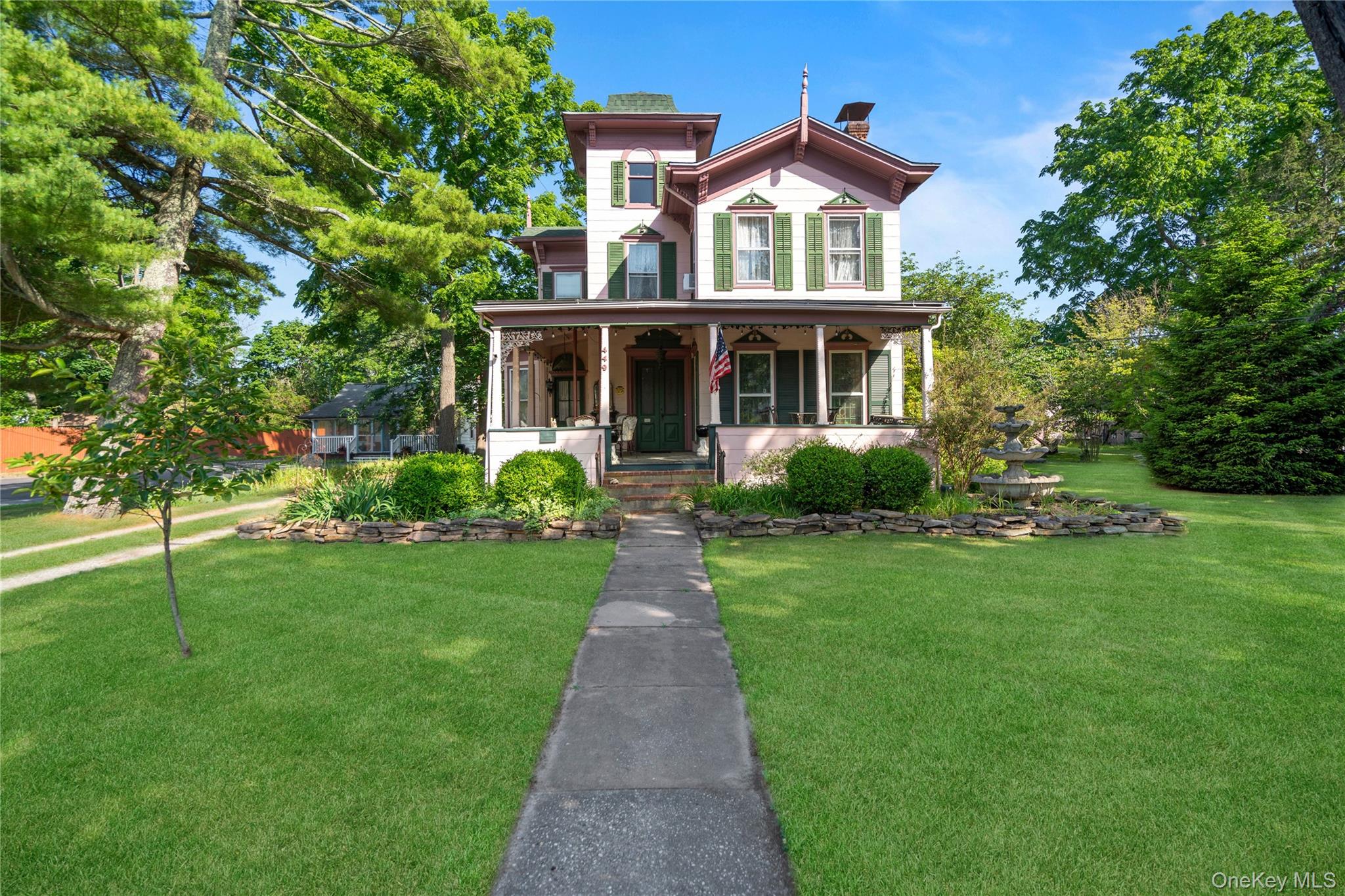449 Montauk Highway