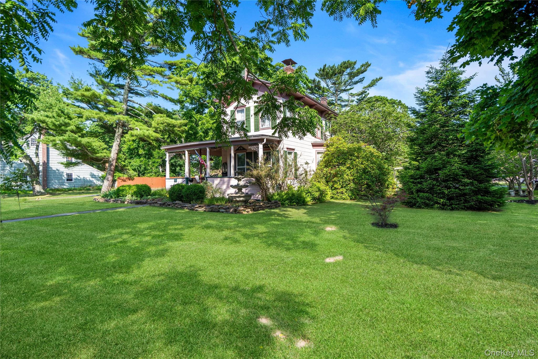 449 Montauk Highway