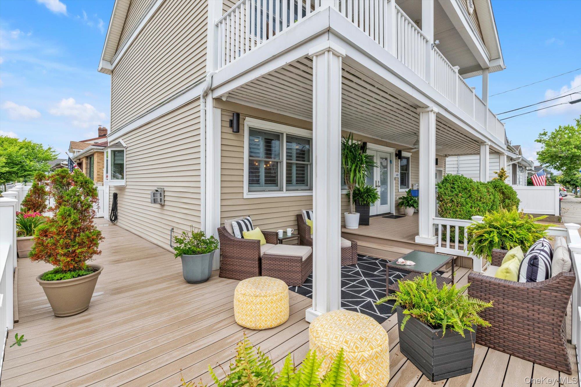 625 W Walnut Street