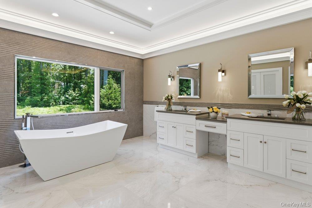 21 Arista Drive