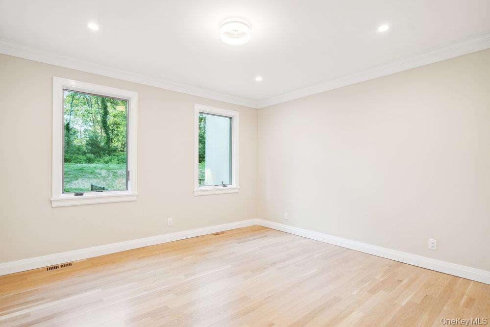 21 Arista Drive