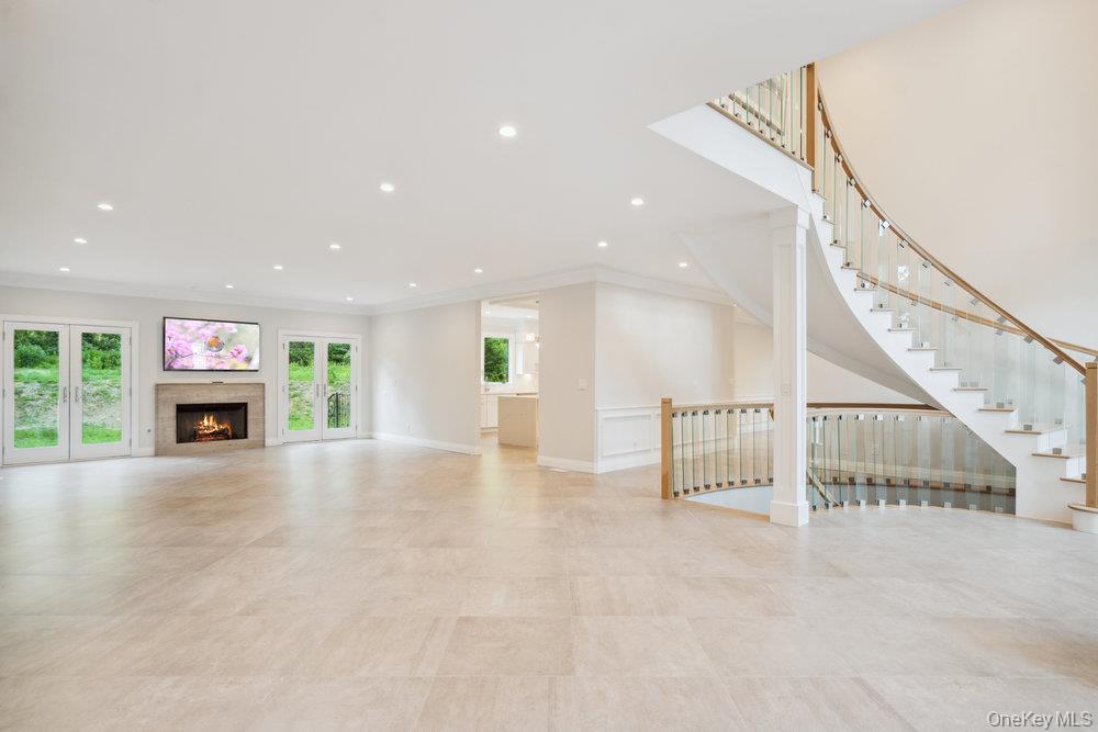 21 Arista Drive