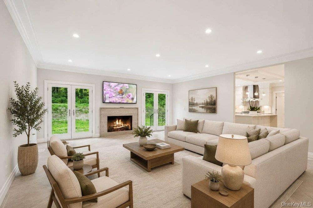 21 Arista Drive