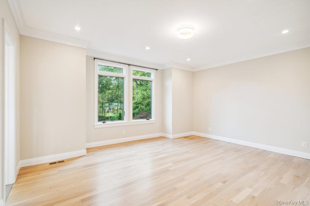 21 Arista Drive
