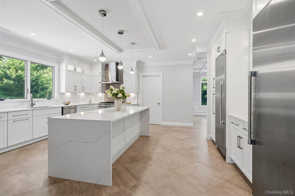 21 Arista Drive