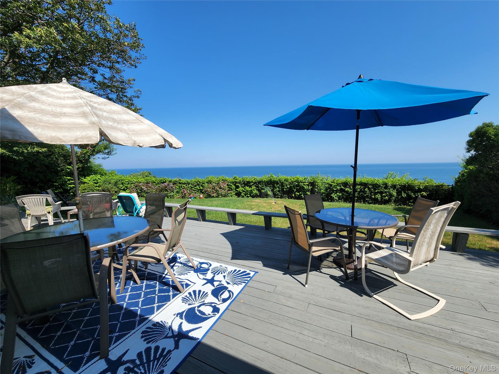 7 Riverhead Road