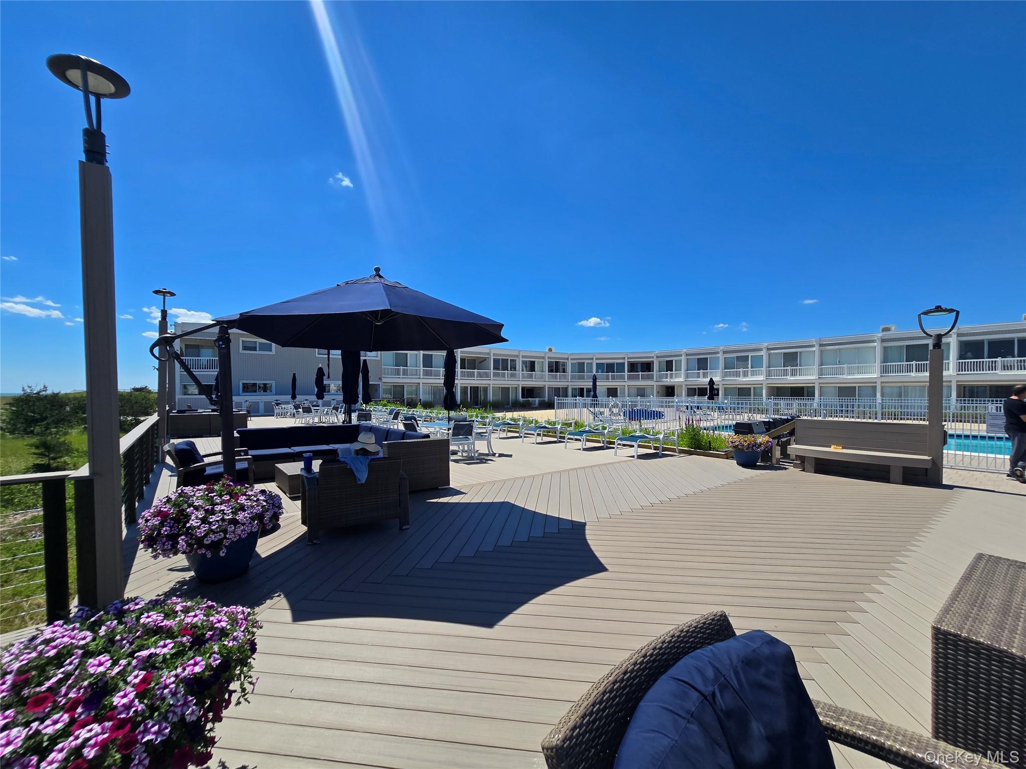 585 Dune Road Unit: L10