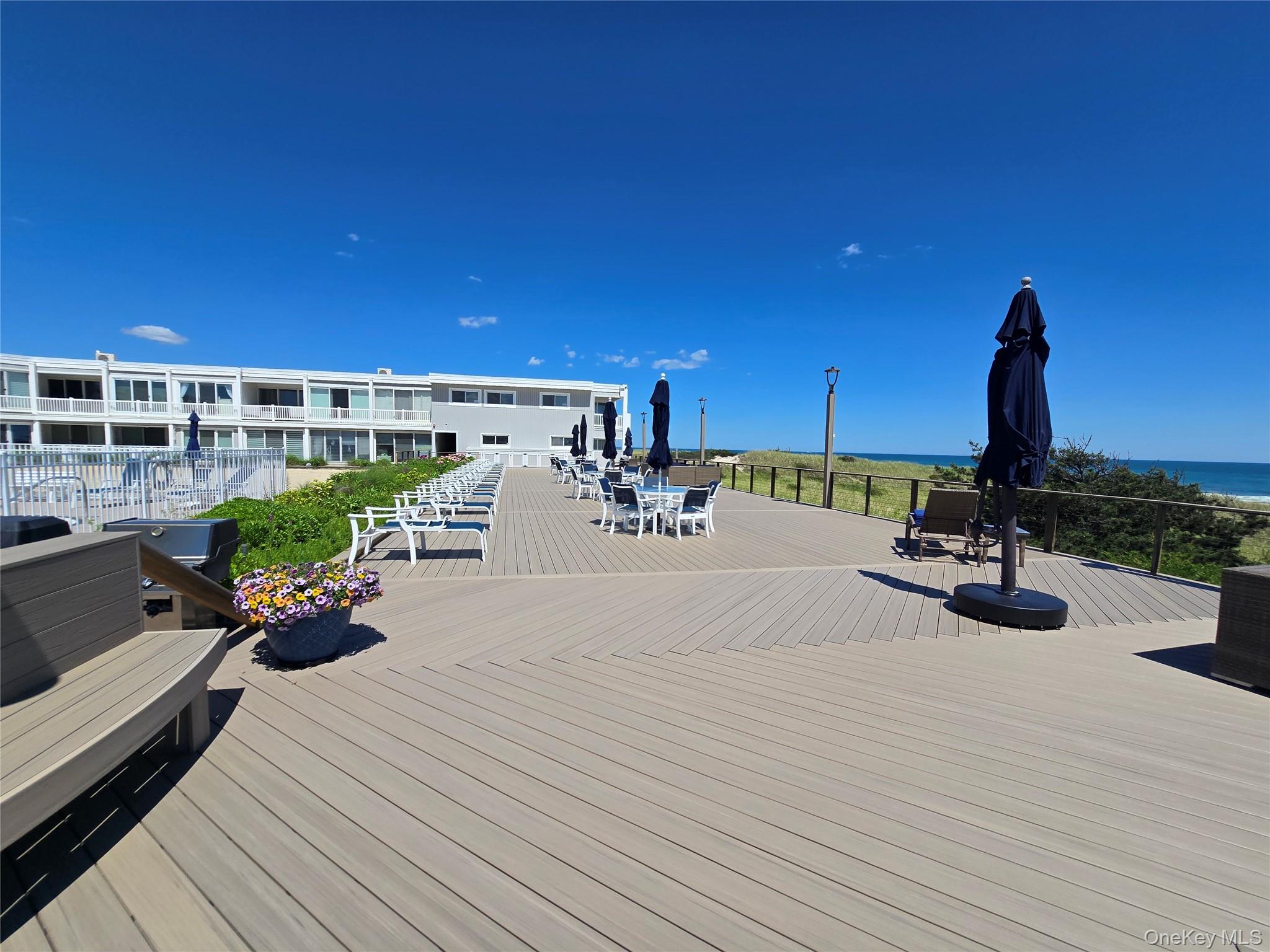 585 Dune Road Unit: L10