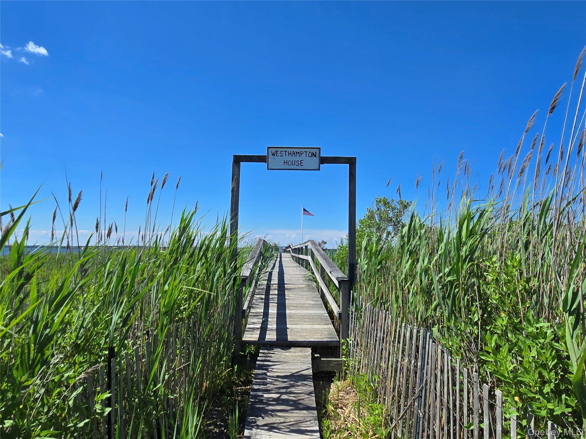 585 Dune Road Unit: L10