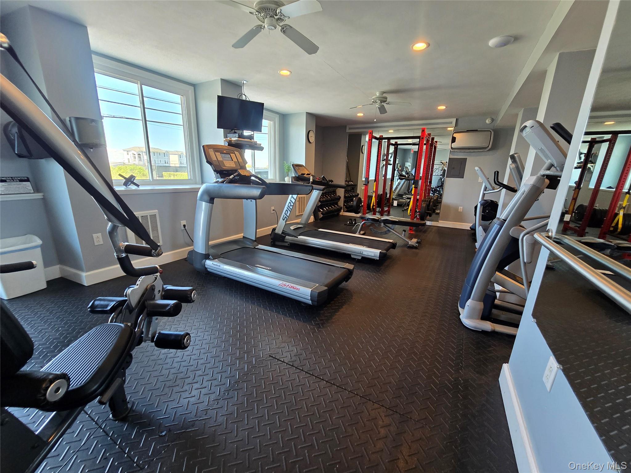 585 Dune Road Unit: L10