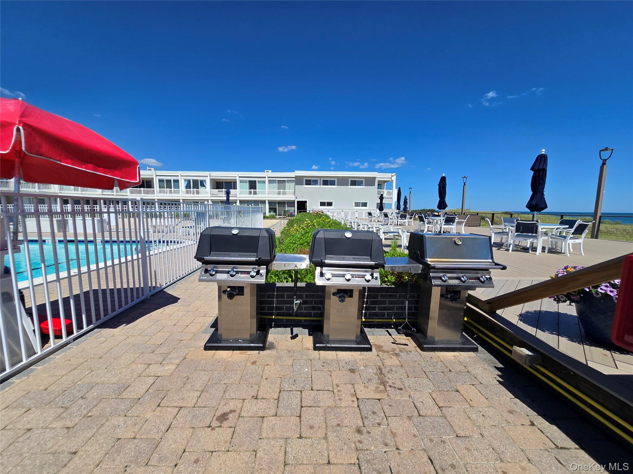 585 Dune Road Unit: L10