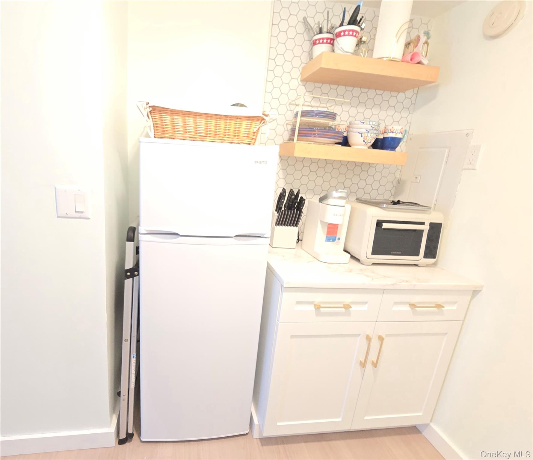 585 Dune Road Unit: L10