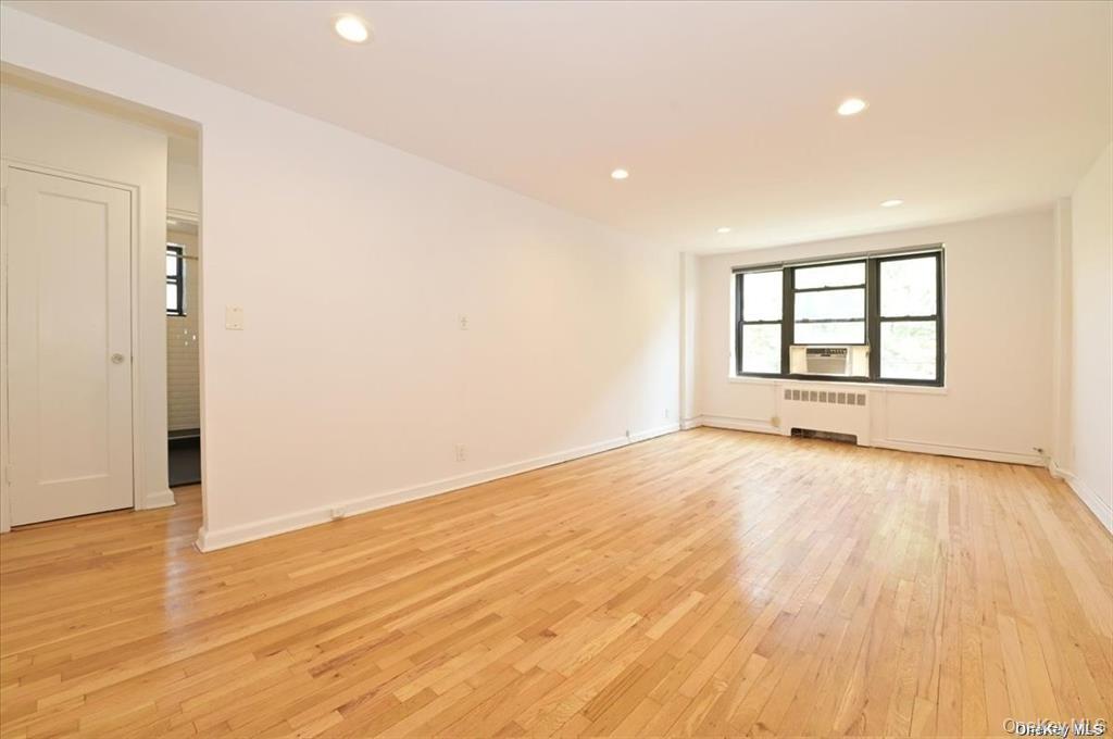 1 MAPLE Drive Unit: 2-J