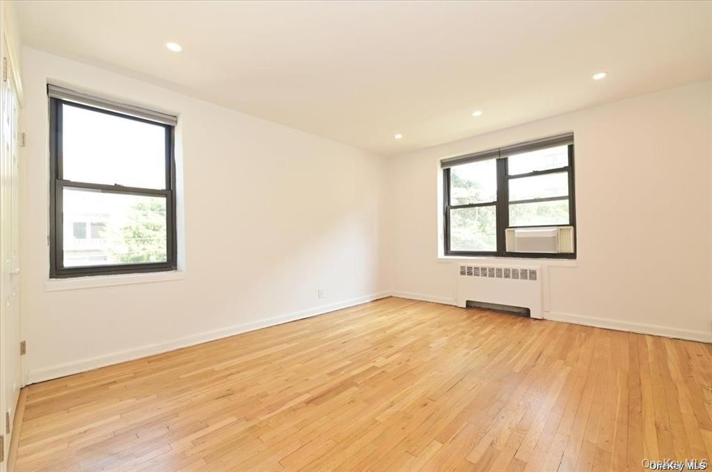 1 MAPLE Drive Unit: 2-J