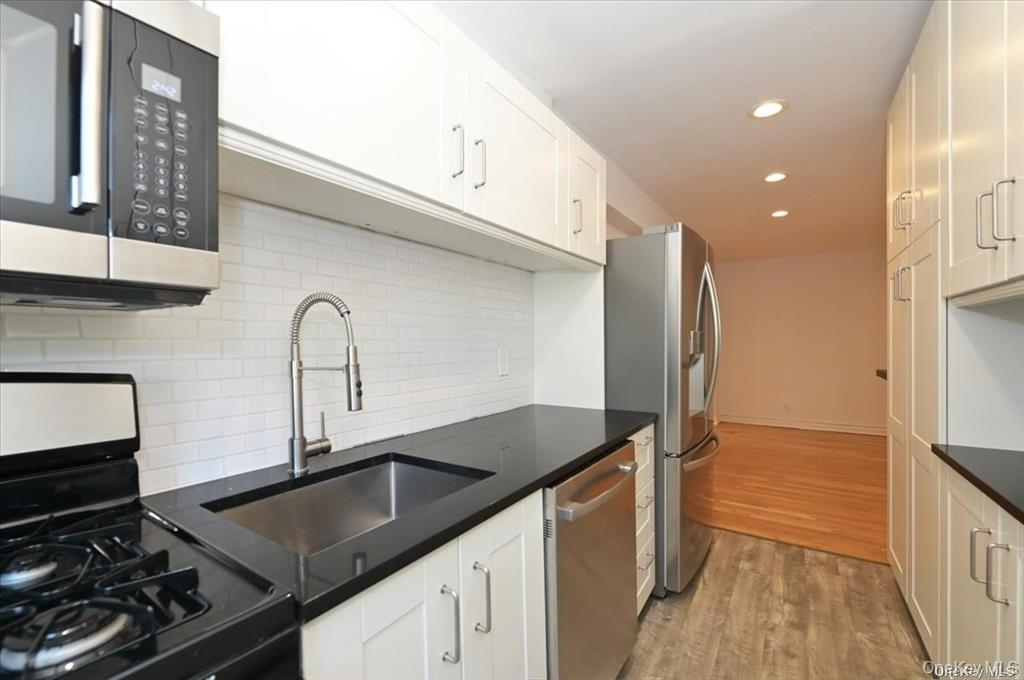 1 MAPLE Drive Unit: 2-J