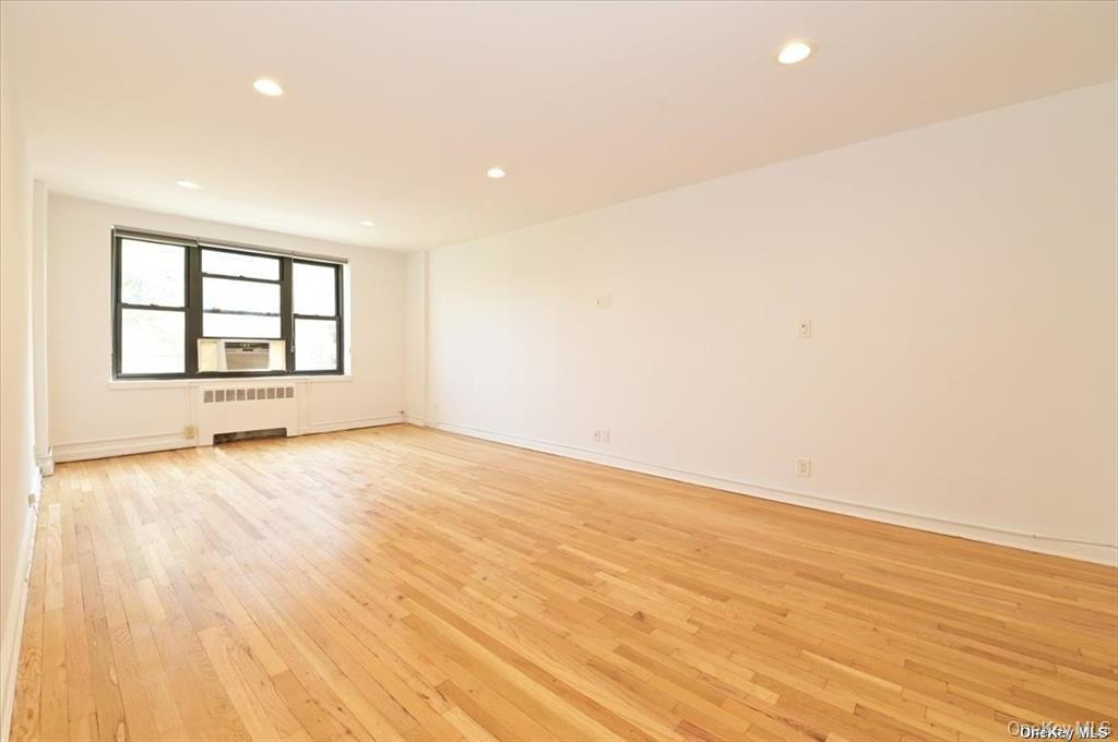 1 MAPLE Drive Unit: 2-J
