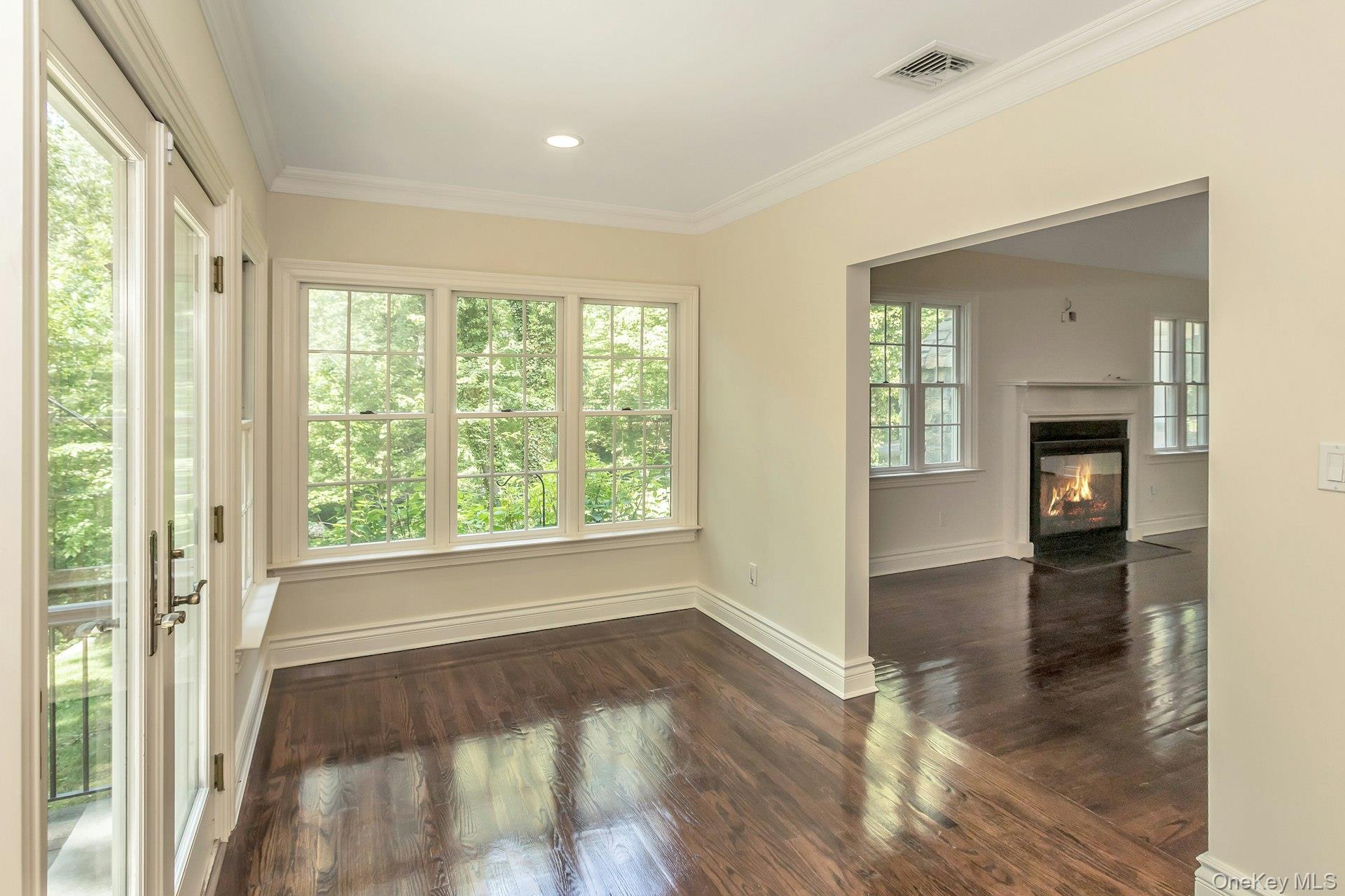 10 Laurel Cove Road