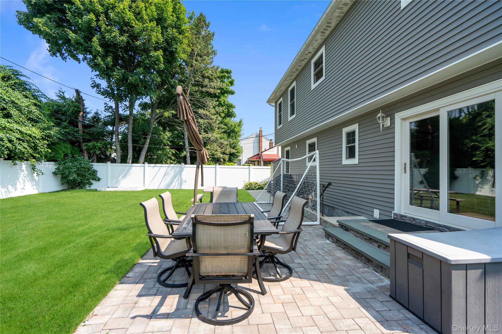 17 Woodwaye Road